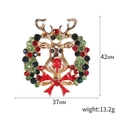 Broche renne de Noël en alliage doré avec strass rouges et verts et un nœud festif - Couronne Tête de Renne (1638)