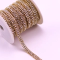 Drierijige strass ketting met gouden basis op rol voor DIY-sieradenaccessoires - 1 Yard/Pak / Gouden basis Wit+Wit