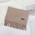 Écharpe beige en cachemire doux avec franges élégantes et texture tissée classique - 70×200cm / Khaki