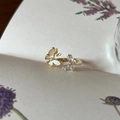 Adjustable golden ring featuring a white enamel butterfly and sparkling zircon details - Double Butterfly Shell