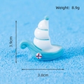 Miniature blue resin sailboat figurine for micro landscape DIY decoration, 3.8cm wide - Sailboat