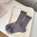 Calcetines de verano para mujer en gris oscuro con textura de rayas verticales de algodón - Talla única / Gris Oscuro (1 Par)