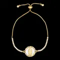 Pulsera ajustable dorada con medalla de la Virgen María e incrustaciones de circonitas brillantes - Virgen María (Zirconia de Colores)