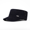 Berretto piatto in cotone lavato blu scuro con fori di ventilazione e placca metallica - Blu navy