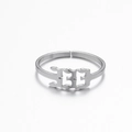 Minimalistischer verstellbarer Ring aus Edelstahl mit gotischer Zahl 22 Gravur in Silber - 333 Stahl