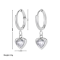 Silberne Herzohrringe mit Zirkonia-Inlay, 26 mm Länge und 3,2 g leichtes Design - Ohrringe-Silber Weißer Zirkon