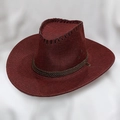 Détail d'un chapeau de cow-boy bordeaux avec cordon tressé marron et coutures noires - 58cm Taille Unique / Lin Rouge Vin avec Corde Supérieure