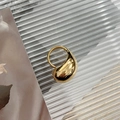 Minimalistischer vergoldeter Tropfenring aus poliertem Messing mit verstellbarem Design - Gold