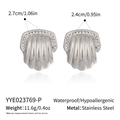 Detailed size and weight view of silver shell-shaped stainless steel earrings with crystals - Silver Shell Style (YYE023769-P)