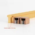 Guida in alluminio dorato con angolari in plastica marrone, larghezza 5-6mm - Angolo a T Stretto Caffè