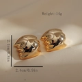 Orecchini a goccia in metallo dorato con trama lava vintage su tessuto di seta crema - Oro