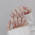 Elegante nude roze vlinder plaknagels met cat-eye effect en parelaccenten - Extra Klein (XS) / Kort Coffin (2043)