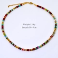 Collana bohémien con pietre naturali colorate, inserti dorati e specifiche misura - Stile con Perline Multicolore (XB2404001-1)