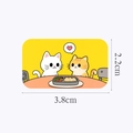 Miniatuur bento box met 3,8x2,2cm cartoon kat sticker voor het poppenhuis - Twee Katten Sticker