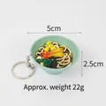 Grüner 5cm Miniatur Ramen-Schüssel Schlüsselanhänger mit Garnelen und Mais-Details - Tempura Garnelen Nudeln / Schlüsselanhänger-Stil