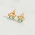 Boucles d'oreilles œil porte-bonheur dorées avec émail vert et zircons rectangulaires - Style Cils / Cils Verts