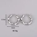Detail shot of silver bamboo-style hoop earrings with size measurements in centimeters - E125 Round Pin-Silver