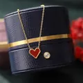 Collana elegante in titanio placcato oro 18k con ciondolo a cuore rosso e bordo dorato - 【8173】Collana Cuore Rosso Oro