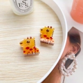 Cute yellow giraffe mini hair claws made of high-quality acetate for girls and kids - Giraffe (Pair)