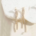 Elegante gouden gedraaide kwastjes oorbellen met heldere kristallen op witte steen - Gouden Lange Ketting Stijl (ES2407-4)
