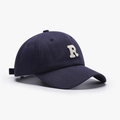 Casquette de baseball bleu marine respirante avec lettre R blanche et visière courbée - Bleu marine