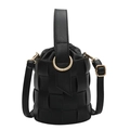 Elegante schwarze geflochtene Beuteltasche mit goldenen Details und Schultergurt - Schwarz