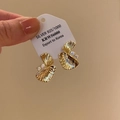 Golden leaf drop earrings in twisted fan shape with zircon inlay and 925 silver needles - 925 Silver Needle / Gold