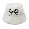 Primer plano de un gorro de pescador de felpa blanca con bordado decorativo de lazo negro - M(56-58cm) / Blanco Roto