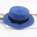 Chapeau de paille bleu avec ruban noir pour protection solaire d'été sur la plage - Bleu royal