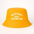 Heldere gele vissershoed met wit Support Day Drinking borduursel voor buiten - Eén maat / Geel