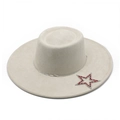 Beige vilten fedora met brede rand voorzien van zilveren strass-ketting en sterpatch - M(56-59CM) / Broken Wit