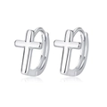 Orecchini a cerchio con croce in argento lucido per uomo e donna dal design minimalista - Orecchino a croce / Argento