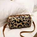Vintage schoudertas met luipaardprint, bruin lederen bies en gouden accessoires - Donkerbruin