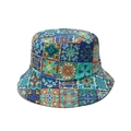 Dettaglio del cappello a secchiello bohémien con motivi a mosaico di piastrelle retrò - M (56-58cm) / Collage di Piastrelle Vintage Mediterranee (A)