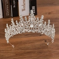 Elegante corona da sposa argento con cristalli a goccia su superficie rustica in legno - H050 Argento (Solo Diadema) / 1 Pezzo