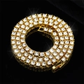 Detailansicht einer goldenen Tenniskette mit brillant geschliffenen, funkelnden Kristallen - 3mm 18 Zoll (45cm) / Gold