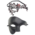 Set maschere veneziane per coppia con maschera in metallo filigranato e maschera mezza faccia - Set (Nero Rosso Traforato + Nero Opaco Mezza Faccia)