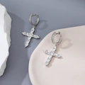 Elegante 925 Sterling Silber Kreuzohrringe mit schimmernden Zirkonsteinen besetzt - Kreuz Anhänger Ohrringe (KE1010922)