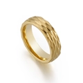 Goldener Titanstahlring mit geometrischer Rautenstruktur für Paare als Geschenk - US 7 / Gold Geometrisch Strukturierter Ring (KR101159-K)