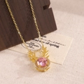 Elegante goldene Geweih-Halskette mit rundem rosa Kristallanhänger und weißen Akzenten - XL25 Runder Rosa Zirkon Hirschhorn Gold