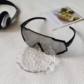 Kinder Sportsonnenbrille mit schwarzem Rahmen und grauen Verlaufsgläsern - Schwarzer Rahmen Silberspiegel