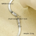 Vue détaillée du collier chaîne serpent argentée avec dimensions et fermoir tête de serpent - Style Tête de Serpent / Argent-Zircone Verte