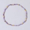 Boheems armband met paarse gefacetteerde kralen en goudkleurige metalen spacers - Groene Edelsteen Stijl(B-B24071904B)