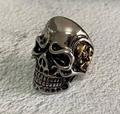 Retro hip-hop skull ring in silver and gold finish made of durable stainless steel - US 7 / Two-tone (Gold & Silver)