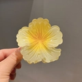 Gradiënt gele bloem haarklem met een semi-transparante afwerking van hars voor dames - 8 cm Grote Maat / Zonsopgang geel