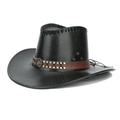 Detail van zwarte lederen cowboyhoed met riem met studs en vintage metalen badge - Zwart