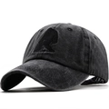 Berretto da baseball lavato grigio scuro con ricamo silhouette sasquatch nero - Regolabile / Nero
