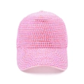 Detalle de gorra rosa con adornos lujosos de perlas y pedrería en toda la superficie frontal - Ajustable / Rosa