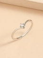 Minimalist silver V-shaped ring with a sparkling zircon in a four-prong setting - V-shape Solitaire Minimalist Ring / Silver (01白KA-1103)