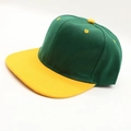 Flat brim hip hop hat in dark green crown and yellow visor made of cotton twill - One Size / Green + Yellow Brim